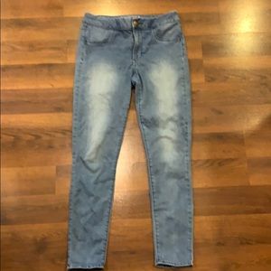 American Eagle super soft legging.